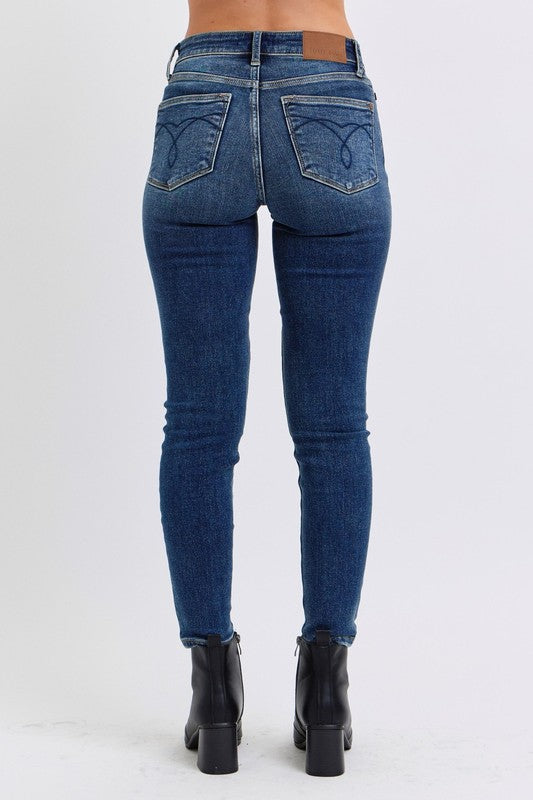 Judy Blue Mid-Rise Waist Skinny Jeans